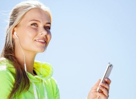 Помогает ли музыка бежать быстрее